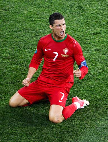 职业生涯第六次获奖，奥布拉克领取萨莫拉奖（奥布拉克生涯第六度荣膺萨莫拉奖）