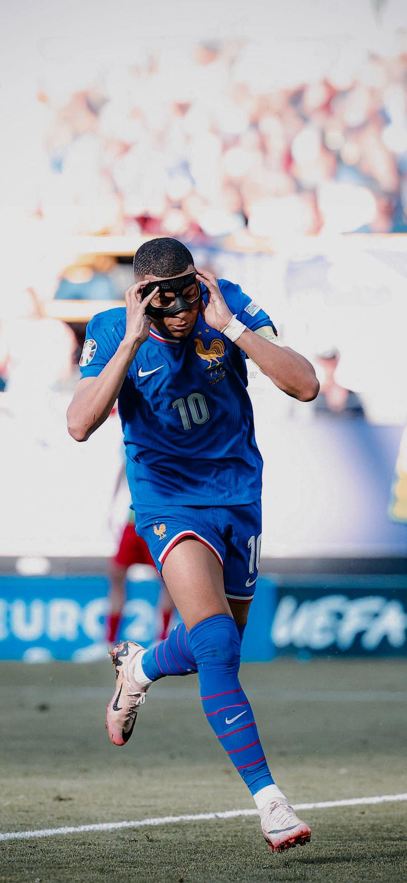 一起出众，瓦科为山东泰山官方合作伙伴一汽大众录制祝福视频（携手出彩，瓦科为山东泰山官方合作伙伴一汽-大众献上祝福视频）