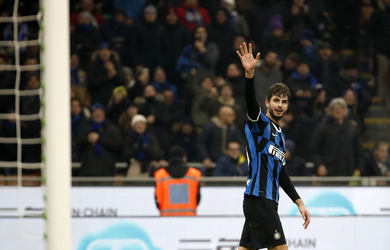 斯卢茨基：米内罗已经做好首发的准备，目前球队人员比较齐整（斯卢茨基：米内罗已具备首发条件，球队阵容基本齐整）