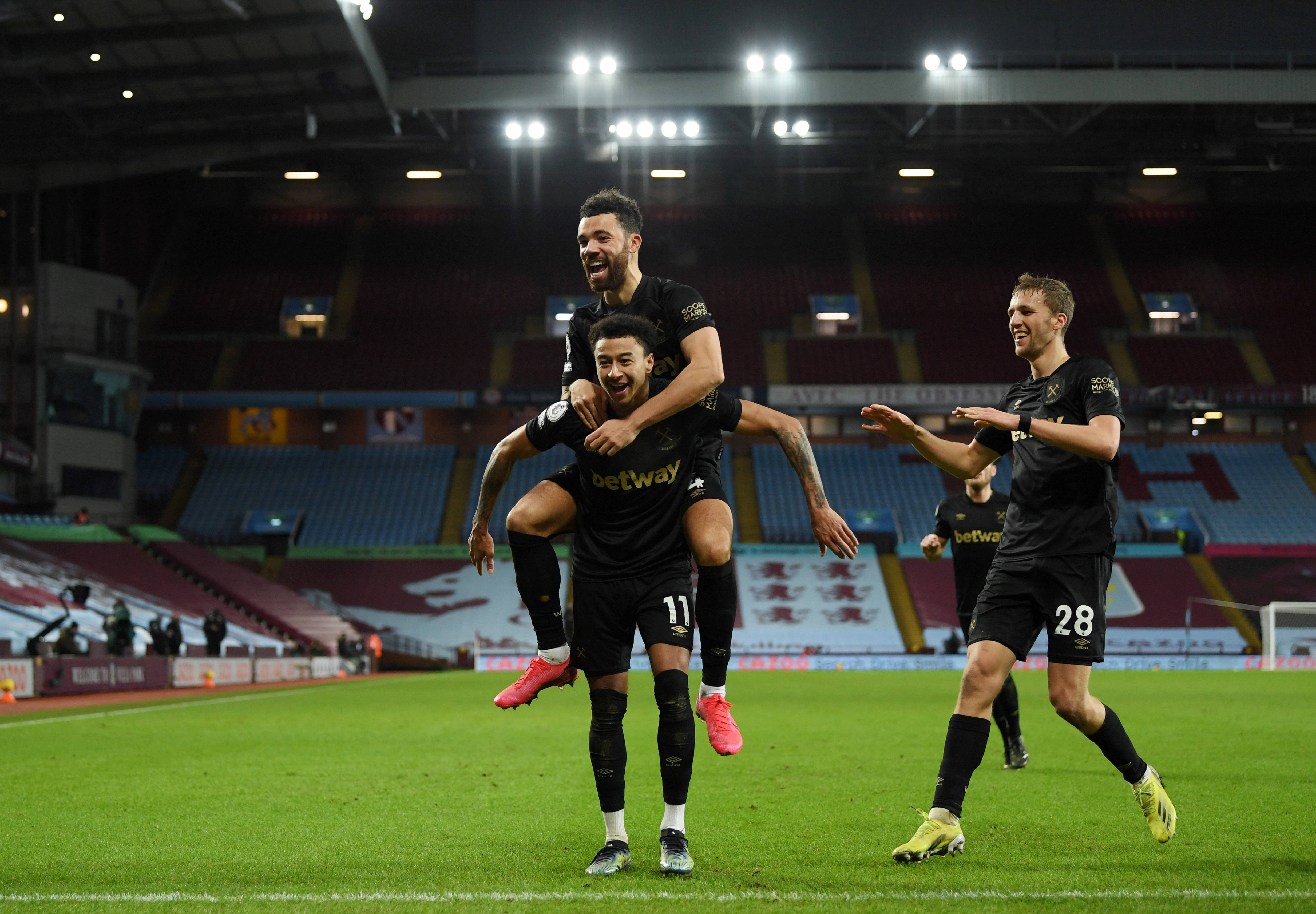 AC米兰中场拉比奥在接受《米兰体育报》采访时谈到...（拉比奥接受《米兰体育报》专访：AC米兰中场谈及……）