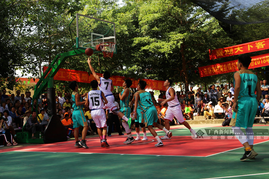 曼城24次对德国球队仅输1场，且23场主场小组赛／联赛阶段不败（曼城对德国球队24战仅1负，主场小组赛／联赛阶段23场不败）