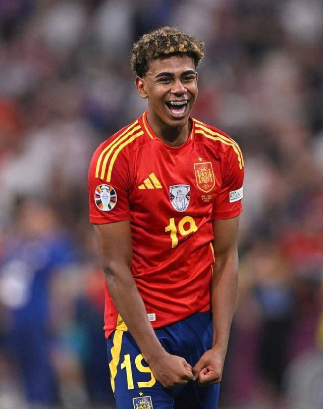 前纽卡老板：英超的盈利和可持续原则是出售伊萨克的原因之一（前纽卡东家称英超PSR是出售伊萨克的关键因素之一）