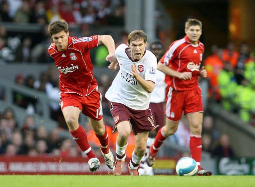 中甲半场：阿卜杜瓦哈普破门，陕西联合2-0广西平果（半场战报：阿卜杜瓦哈普建功，陕西联合2-0领先广西平果）