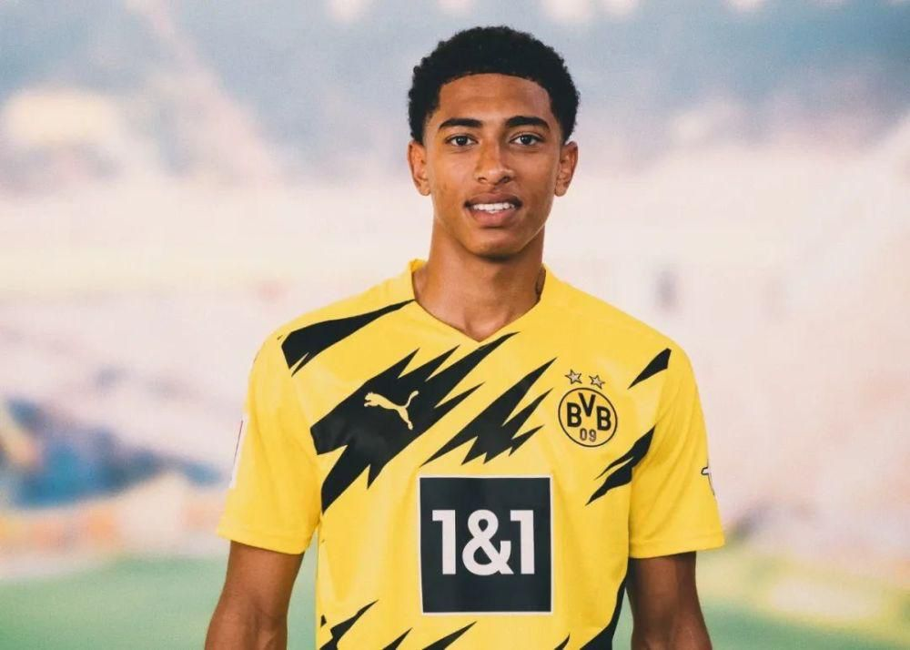 法媒：巴萨、拜仁、米兰和尤文关注南特17岁中卫塔蒂（法媒：巴萨、拜仁、米兰、尤文有意南特17岁中卫塔蒂）