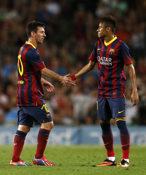 勇士上半场只得34分，创队史第四低的半场得分（勇士半场仅34分，创队史半场得分第4低）