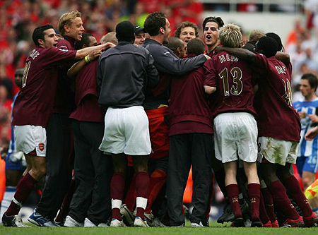 活久见！亚冠输球垫底后一个个神采飞扬，1人大谈向第5冠拼搏！