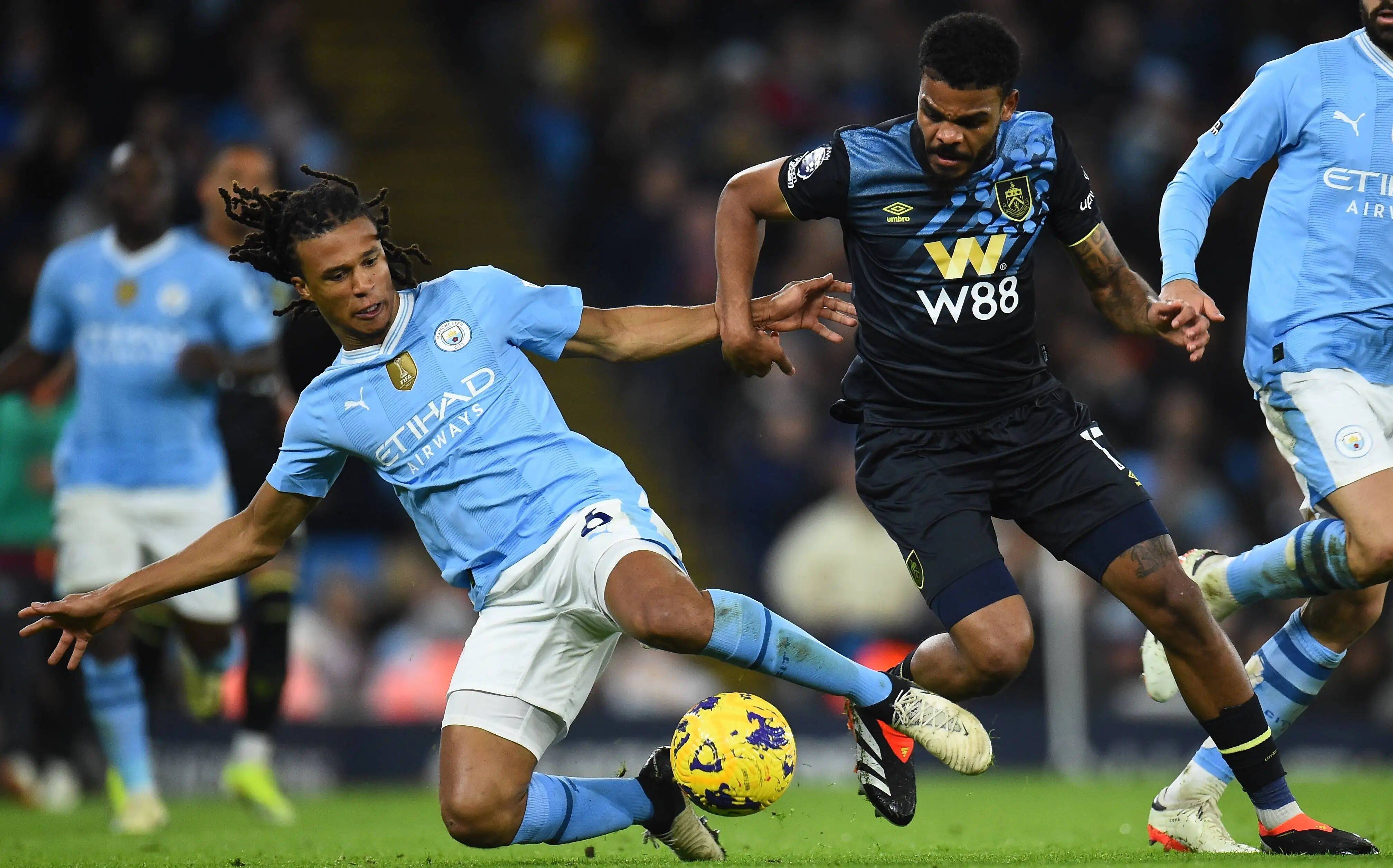 中超：山东泰山客场2-0完胜青岛队（中超：山东泰山客场2-0击退青岛队）