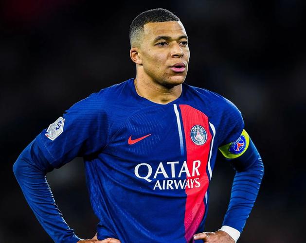 韩足晚报（2025.11.20）K1赛季最佳候选出炉（韩国足球晚报（2025年11月20日）：K1联赛赛季最佳入围名单揭晓）